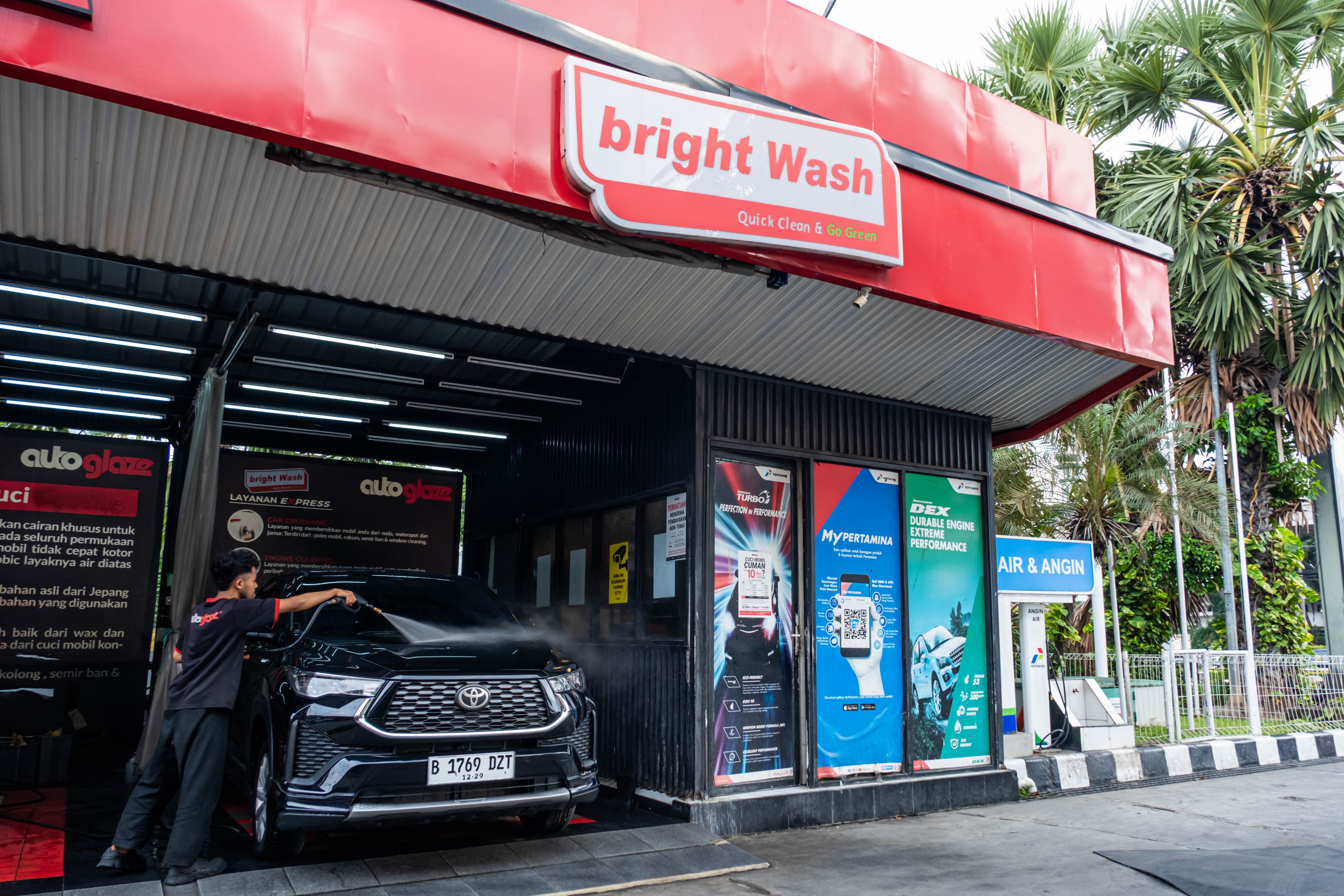 Bright Wash